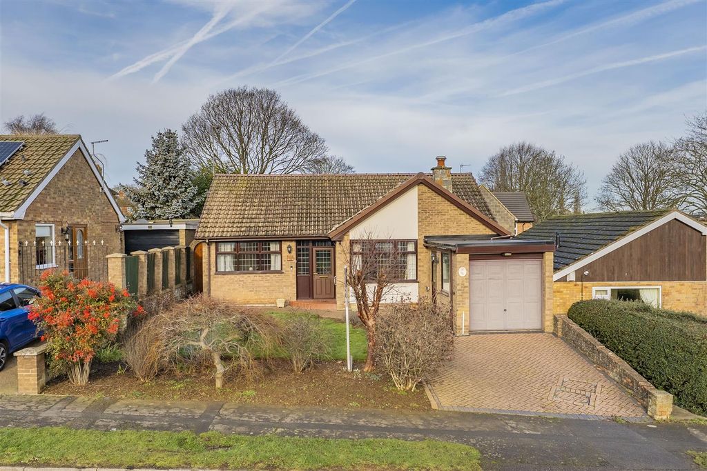 3 bed detached bungalow for saleNN15, East Avenue, Kettering