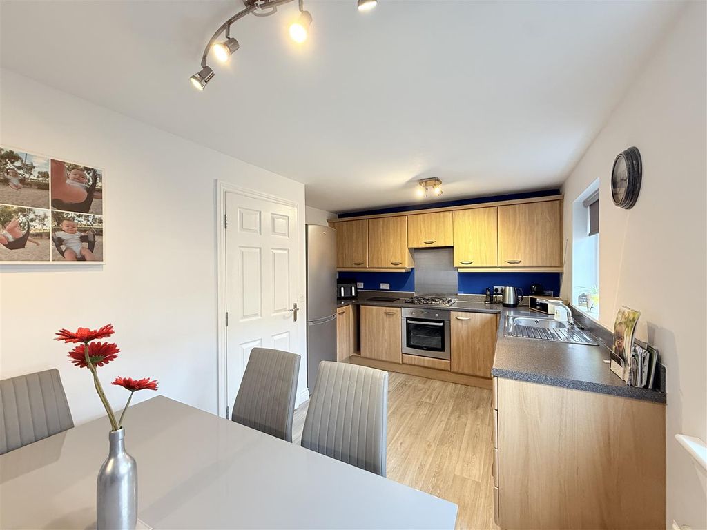 Additional image 2 of 3 bed town house for saleFerndale, Hyde SK14