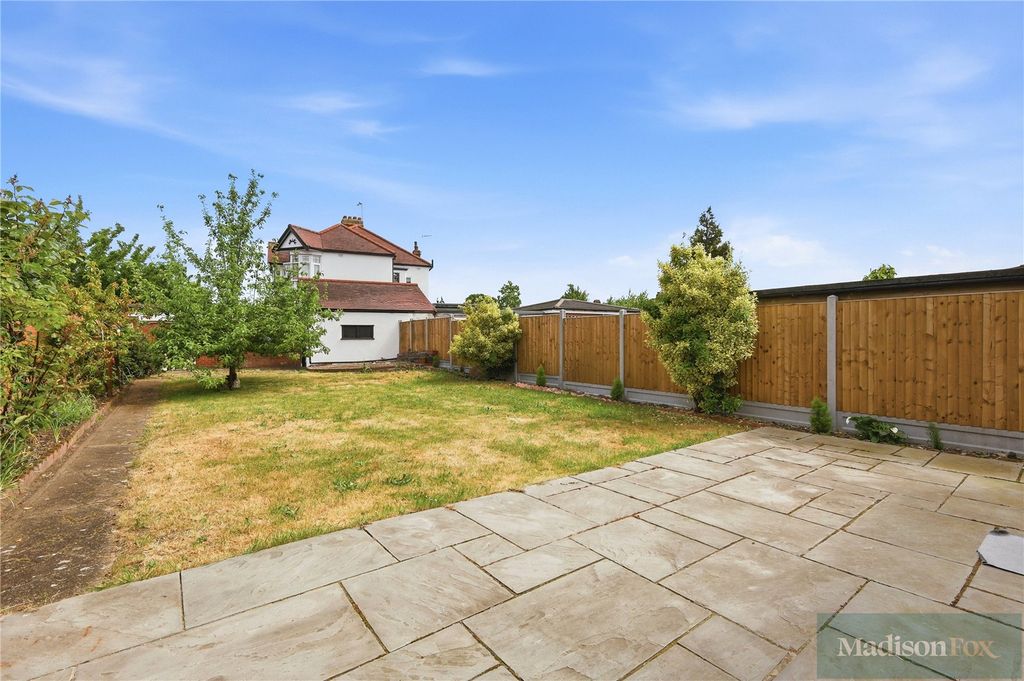 Additional image 12 of 4 bed detached house for saleWoodford Avenue, Ilford IG2