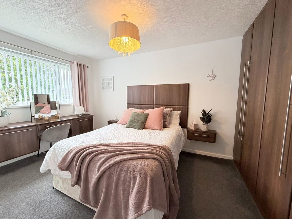 Additional image 13 of 3 bed town house for saleGrange Close, Hyde SK14