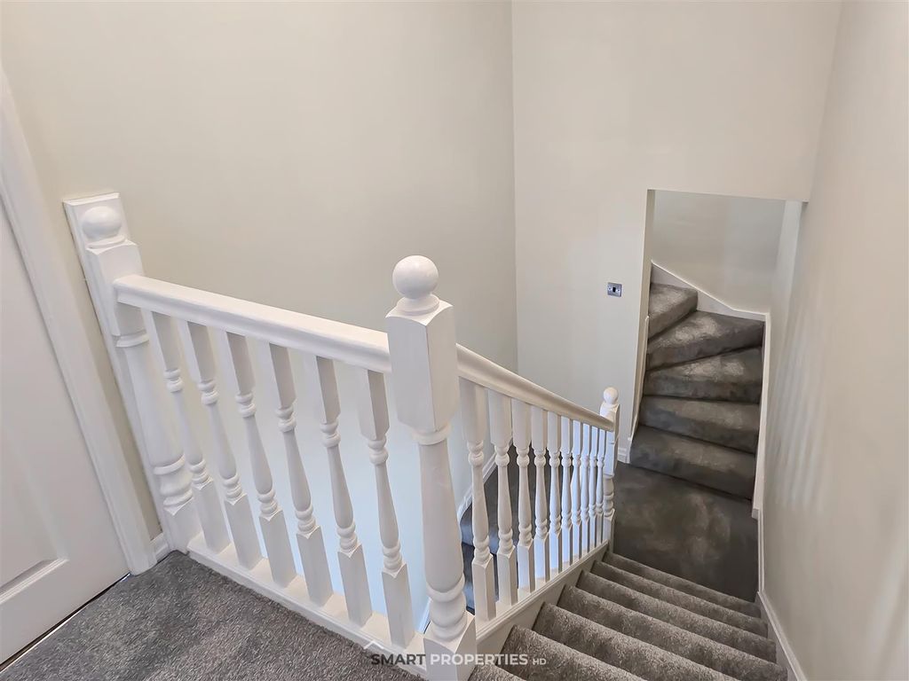 Additional image 26 of 5 bed detached house for saleGreenroyd Croft, Huddersfield HD2