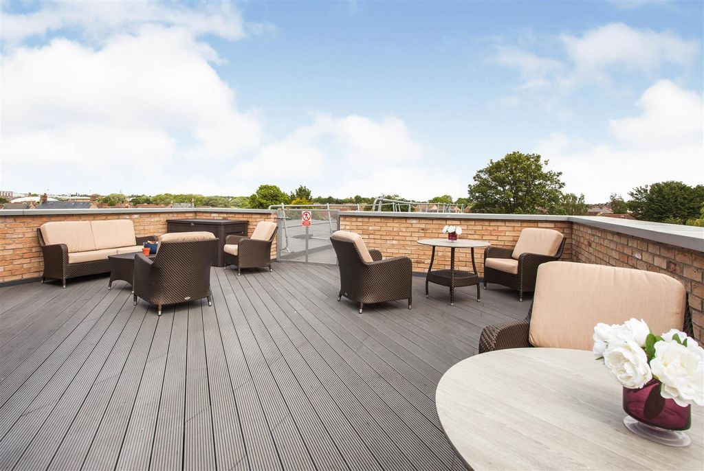Additional image 18 of 1 bed flat for saleElm Tree Court, High Street, Huntingdon PE29