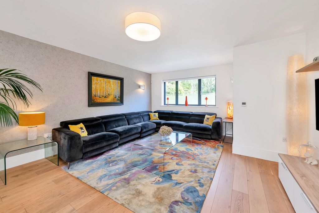 Additional image 2 of 4 bed detached house for saleHartford Road, Huntingdon PE29