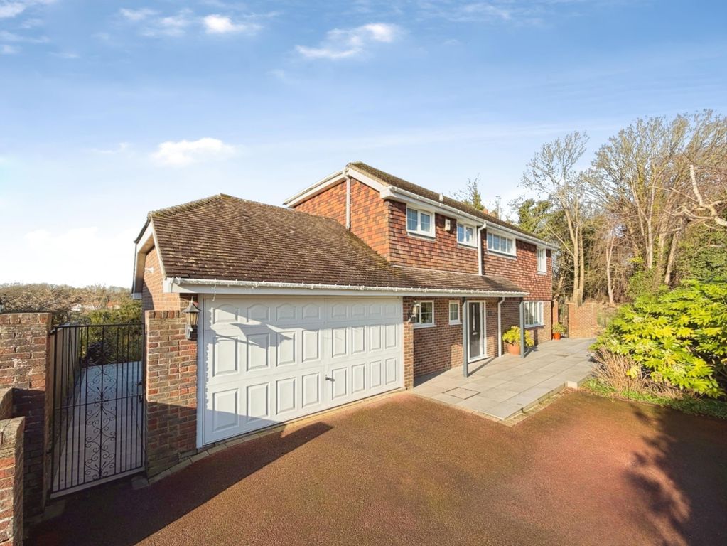 5 bed detached house for saleBlackhouse Hill, Hythe CT21