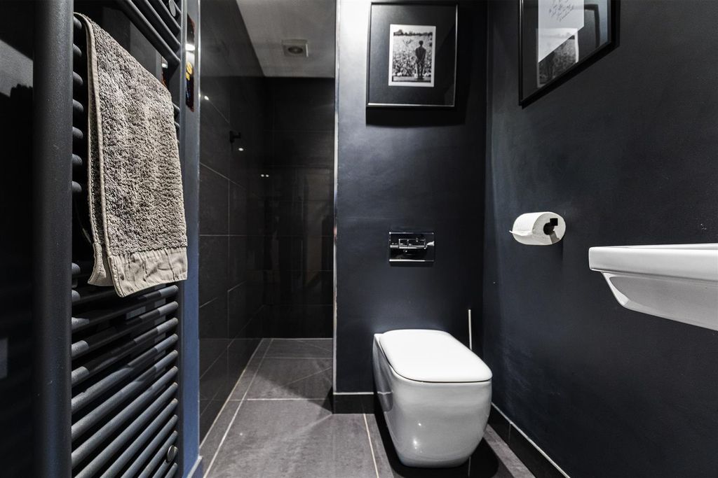 Additional image 30 of 4 bed detached house for saleOakfield Road, Birkby, Huddersfield HD2