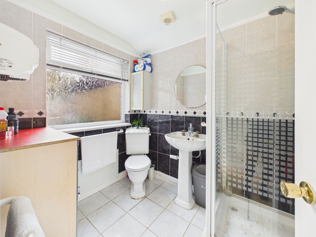 Additional image 25 of 3 bed semi-detached house for saleGrosvenor Crescent, Hyde SK14