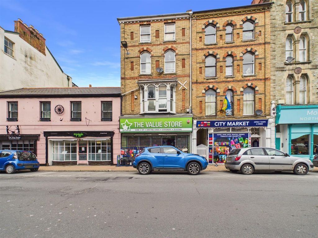 6 bed terraced house for saleHigh Street, Ilfracombe EX34