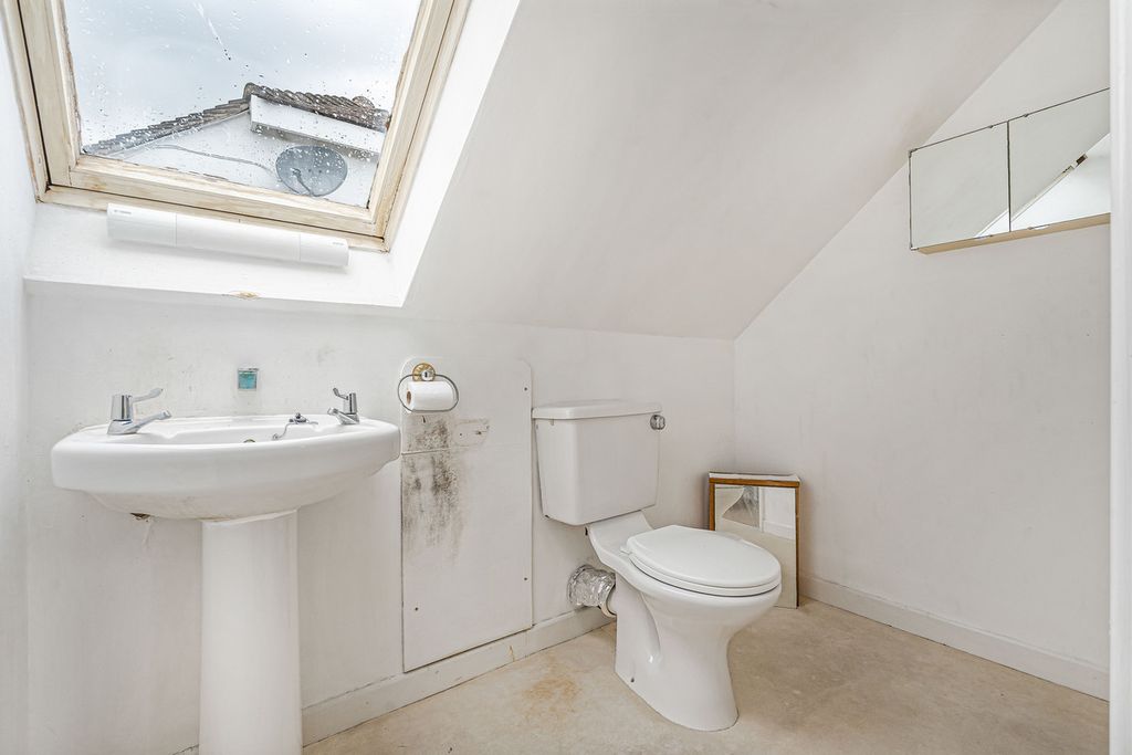 Additional image 12 of 3 bed detached bungalow for saleThe Moors, Kidlington OX5