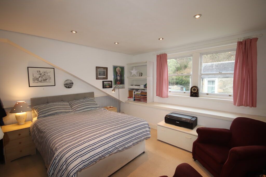 Additional image 11 of 2 bed flat for saleAttic Flat, 10 Glenrosa Place, Rothesay PA20