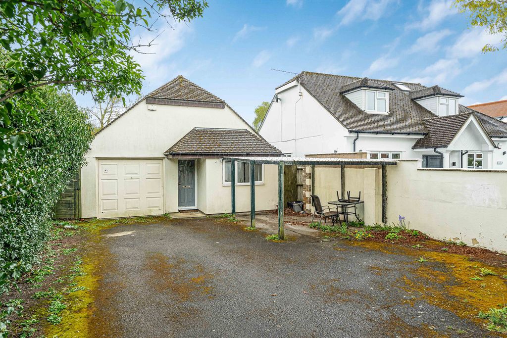 Additional image 5 of 3 bed detached bungalow for saleThe Moors, Kidlington OX5