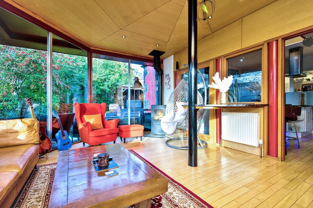 Additional image 7 of 4 bed semi-detached house for saleLoughborough Road, Kirkcaldy KY1