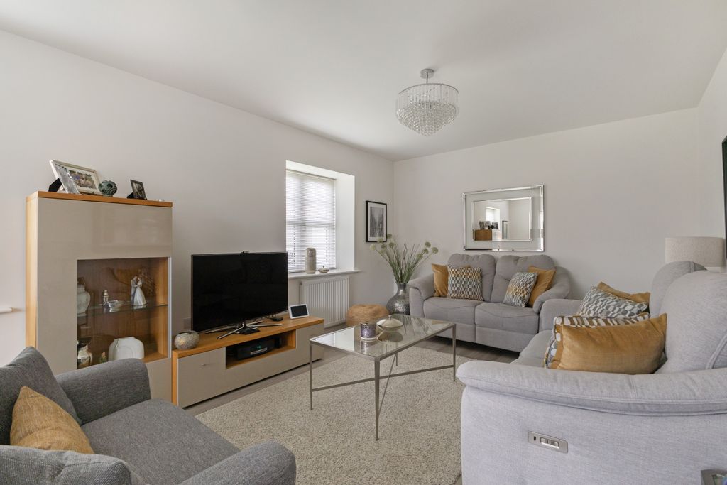 Additional image 5 of 4 bed detached house for salePidden Mead, Hungerford RG17