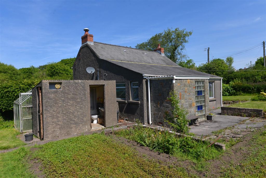Additional image 3 of 3 bed cottage for saleStation Road, Kilgetty SA68