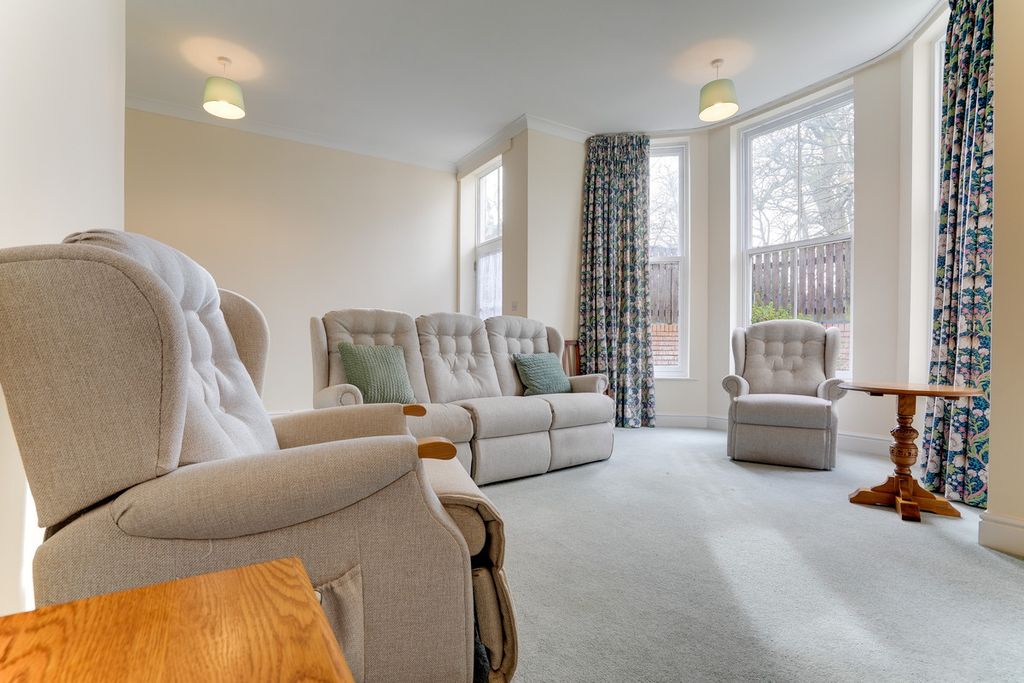Additional image 2 of 2 bed flat for saleSandalwood Apartments, Comberton Road, Kidderminster DY10