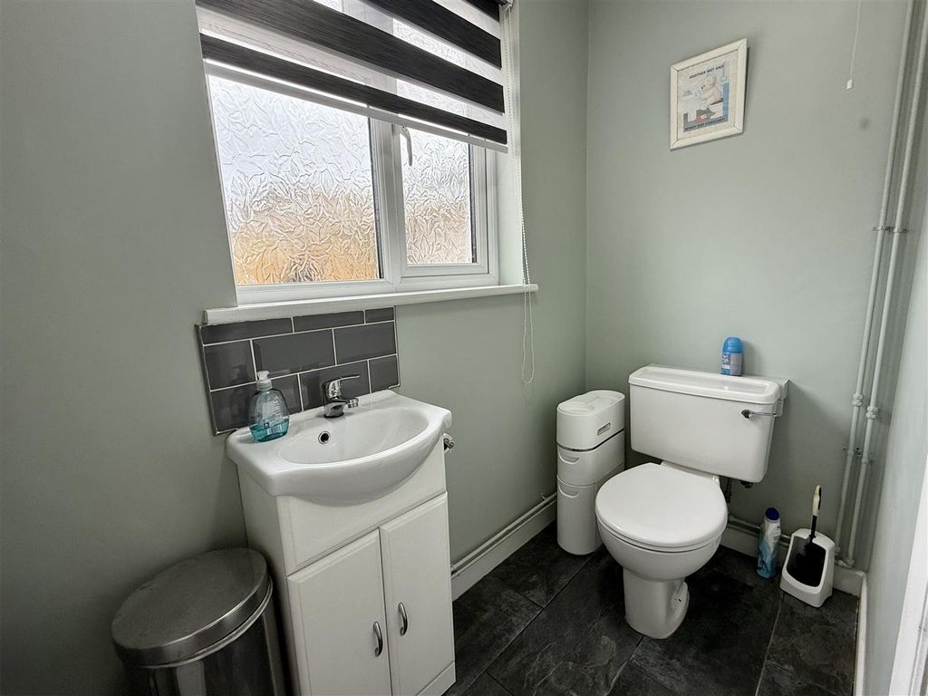 Additional image 21 of 4 bed detached bungalow for saleMorfa Maen, Kidwelly SA17
