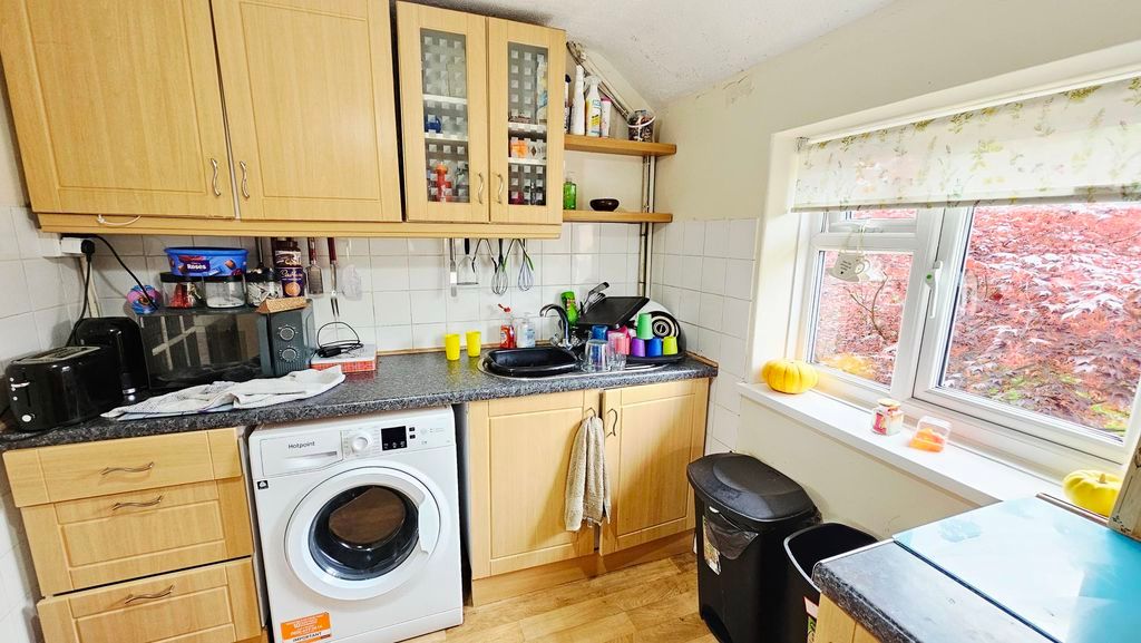 Additional image 7 of 2 bed flat for saleClehonger, Herefordshire HR2