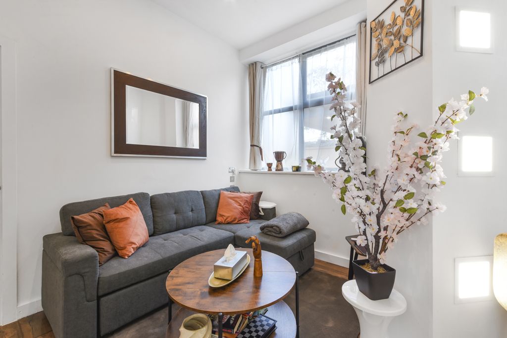 Additional image 3 of 2 bed flat for saleLey Street, Ilford IG1