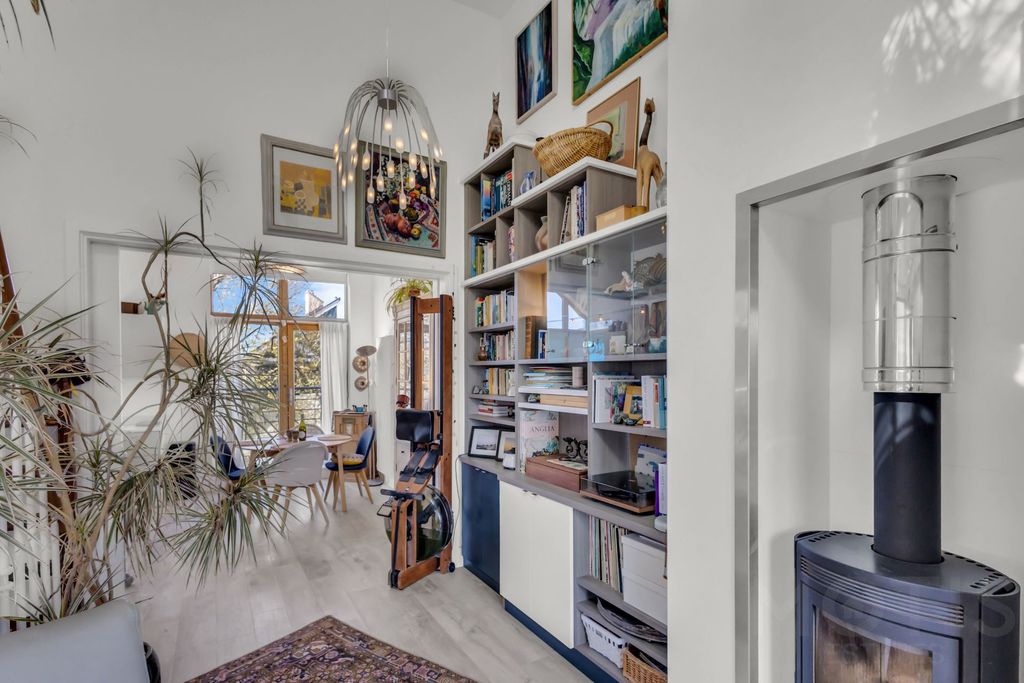 Additional image 7 of 3 bed semi-detached house for saleMoncrieff Gardens, Hythe CT21