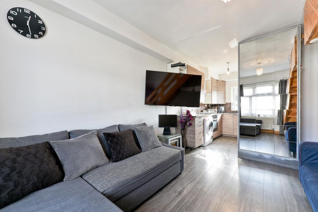 Additional image 27 of 7 bed block of flats for saleHampton Road, Ilford IG1