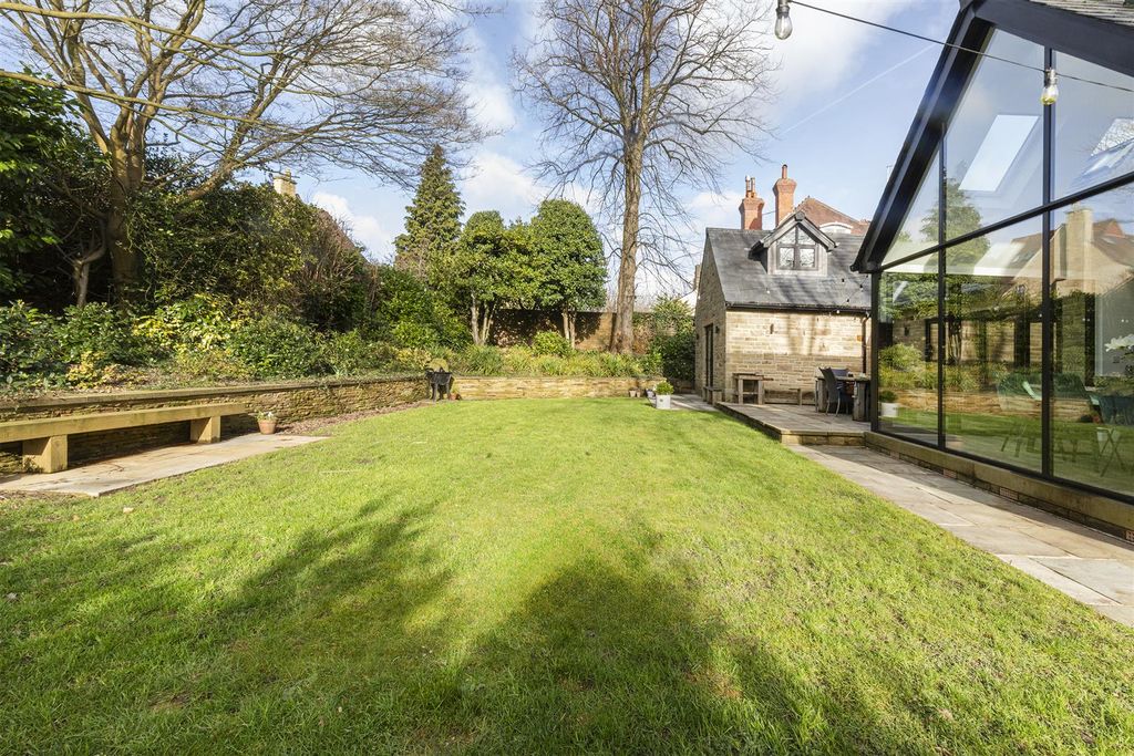 Additional image 62 of 4 bed detached house for saleOakfield Road, Birkby, Huddersfield HD2