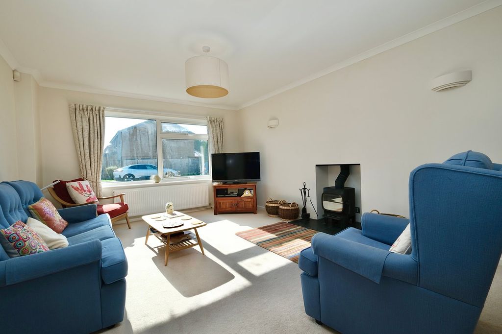 Additional image 2 of 4 bed detached house for salePriors Road, Hemingford Grey, Huntingdon PE28