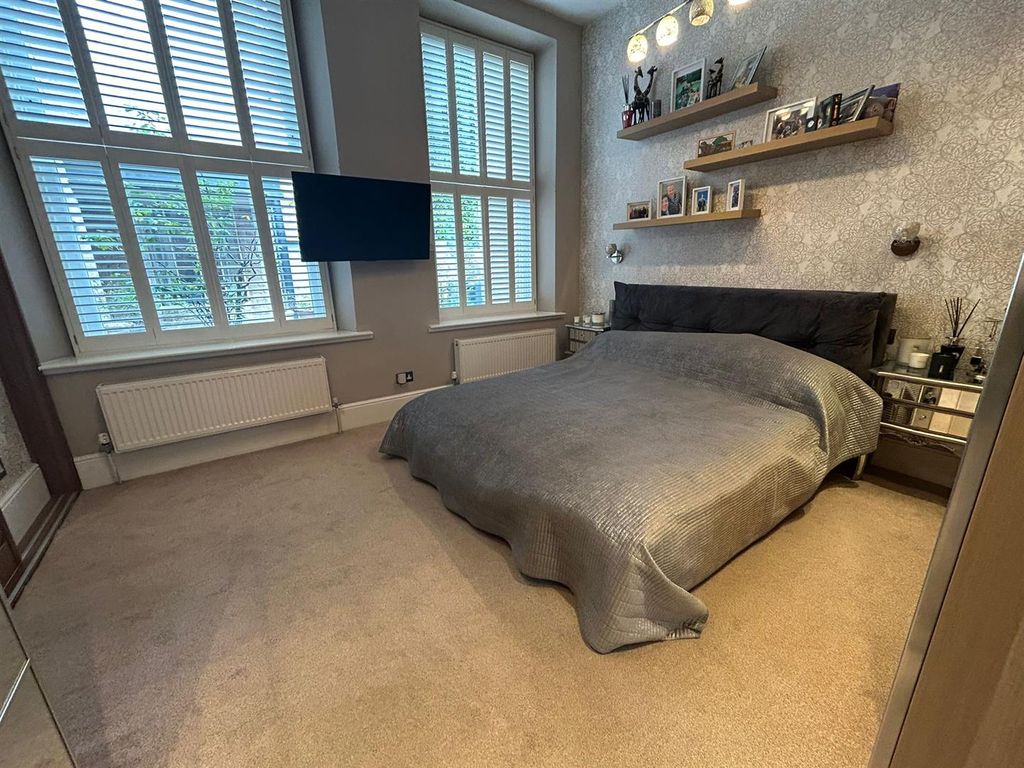 Additional image 12 of 2 bed flat for saleMottram Road, Broadbottom, Hyde SK14