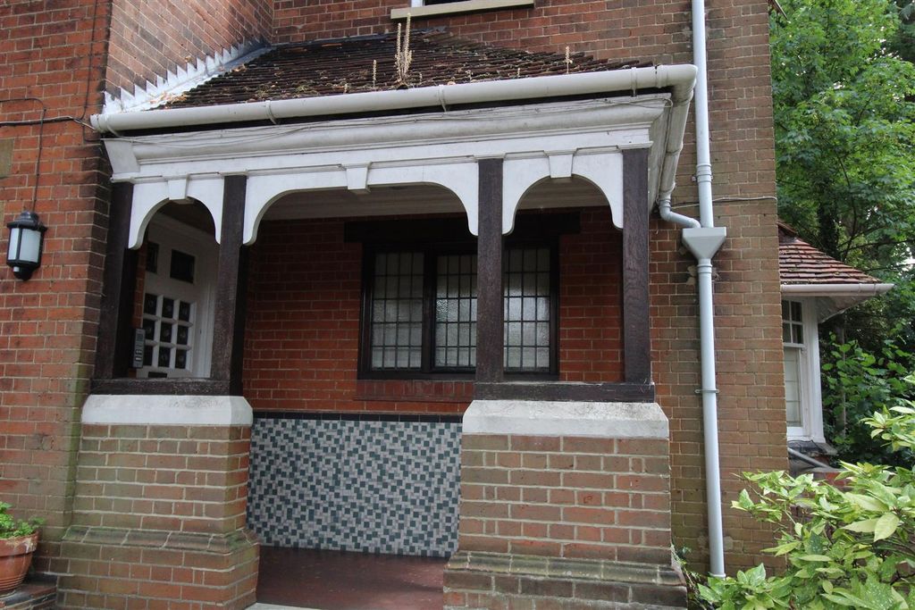 Additional image 17 of 2 bed flat for saleWesterfield Road, Ipswich IP4