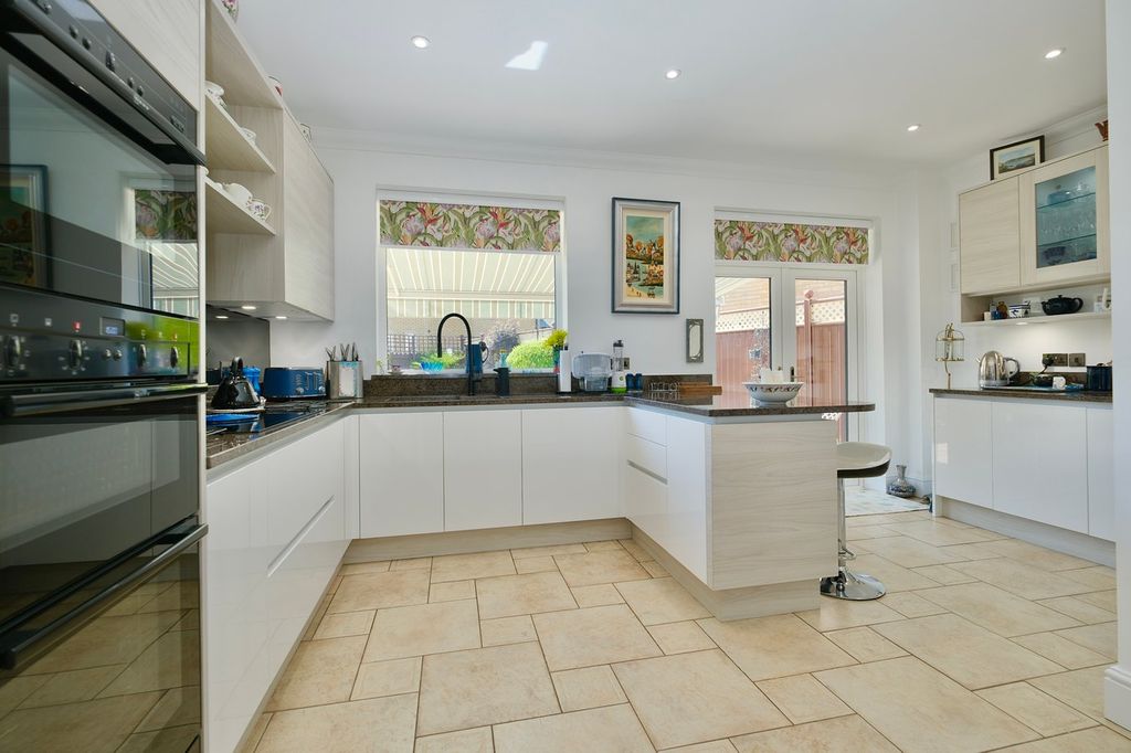 Additional image 7 of 4 bed detached house for saleElizabeth Drive, Hartford, Huntingdon PE29
