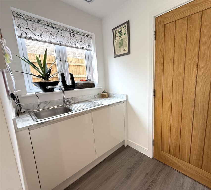 Additional image 18 of 4 bed detached house for saleGerddi Gwenllian, Mynyddygarreg, Kidwelly SA17