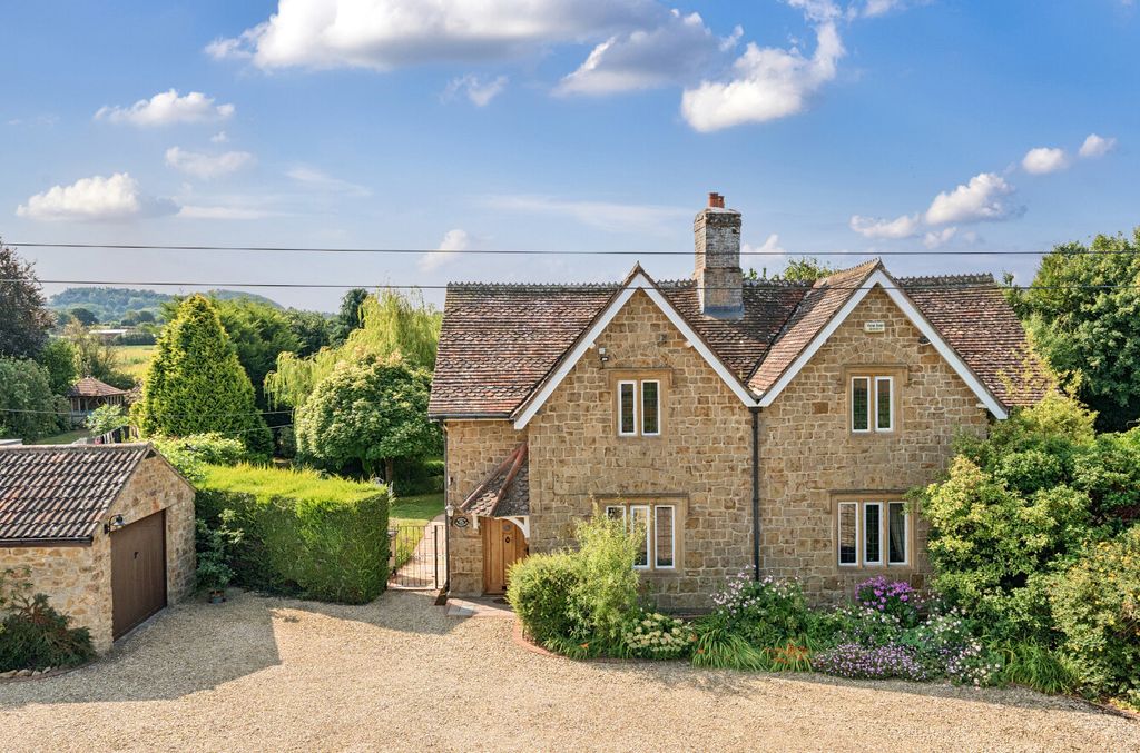 4 bed detached house for saleSea, Ilminster, Somerset TA19