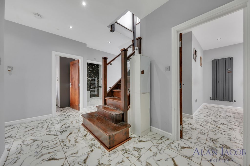 Additional image 21 of 5 bed bungalow for saleJerningham Avenue, Clayhall IG5