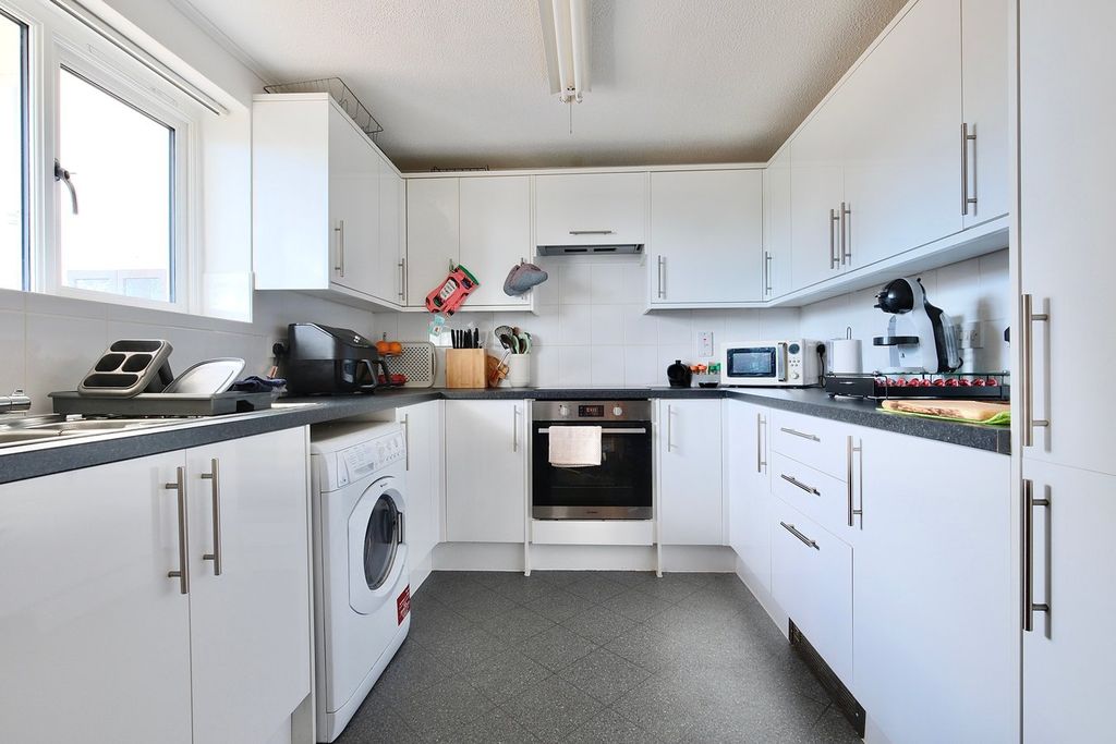 Additional image 4 of 3 bed flat for saleBridge Place, Godmanchester, Huntingdon PE29