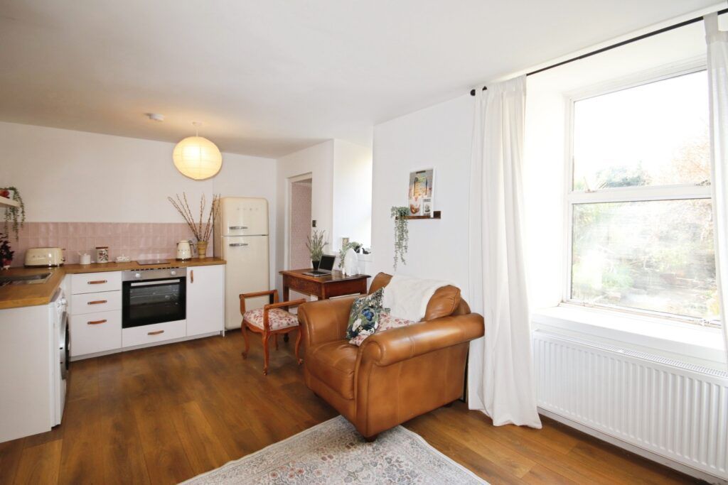 Additional image 4 of 1 bed flat for sale30 Castle Street, Rothesay PA20