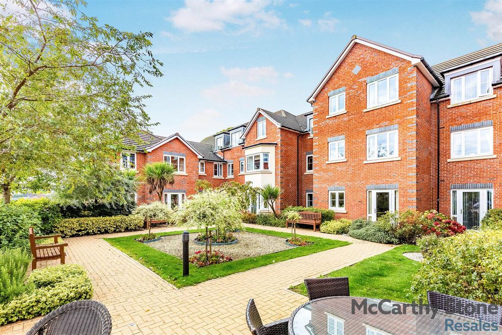 Additional image 20 of 1 bed flat for saleTresham Close, St. Marys Road, Kettering, Northamptonshire NN15