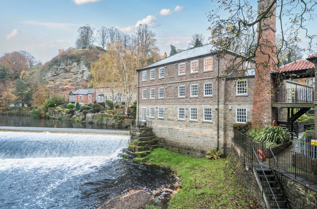 2 bed flat for saleCastle Mills, Waterside, Knaresborough HG5