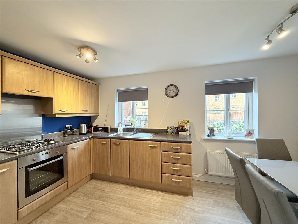 Additional image 9 of 3 bed town house for saleFerndale, Hyde SK14