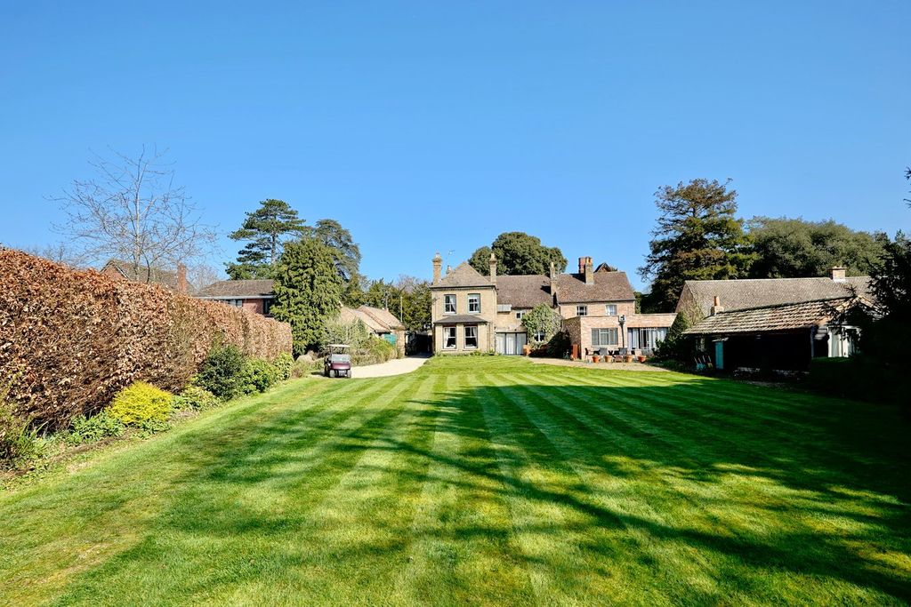 Additional image 20 of 7 bed property for saleHigh Street, Brampton, Huntingdon PE28
