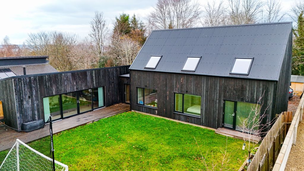 6 bed detached house for saleTower Lane East, Inverness IV2