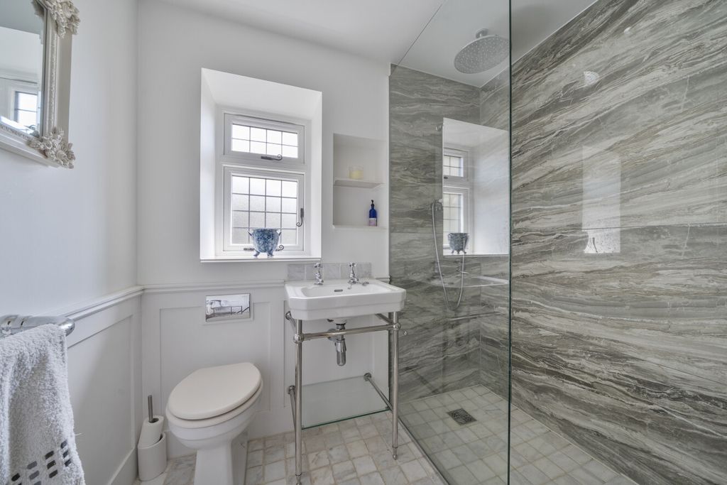 Additional image 30 of 5 bed detached house for saleGreys Park Close, Keston, Kent BR2
