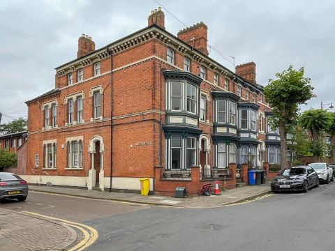 St. James Terrace, Leicester LE2, Studio to rent