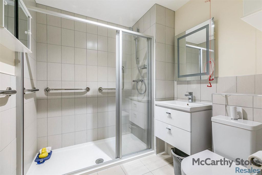 Additional image 25 of 1 bed flat for saleElm Tree Court, High Street, Huntingdon PE29