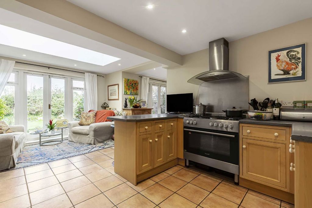 Additional image 7 of 5 bed detached house for saleCole Park Road, St Margarets TW1