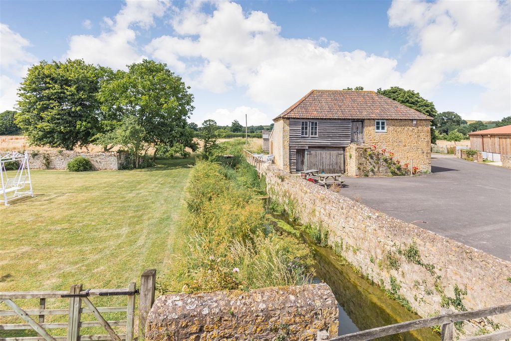 Additional image 2 of 6 bed farmhouse for saleSea, Ilminster TA19