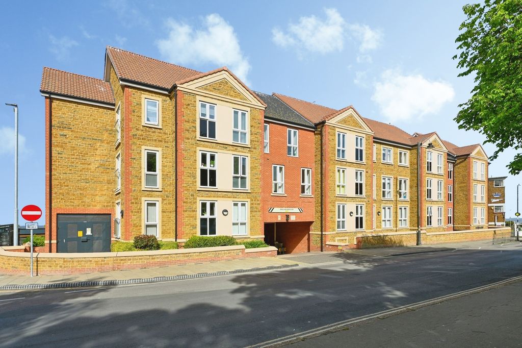 1 bed flat for saleSt. Edmunds Terrace, Hunstanton, Norfolk PE36