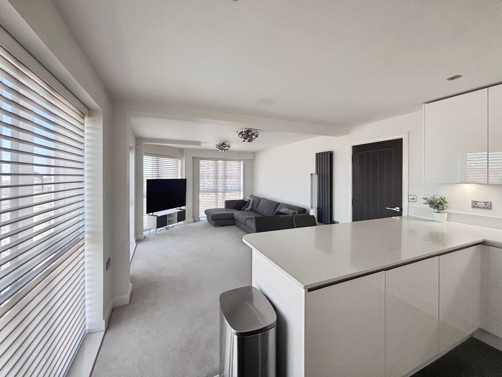 Additional image 4 of 2 bed flat for saleQueen Street, City Centre, Hull HU1