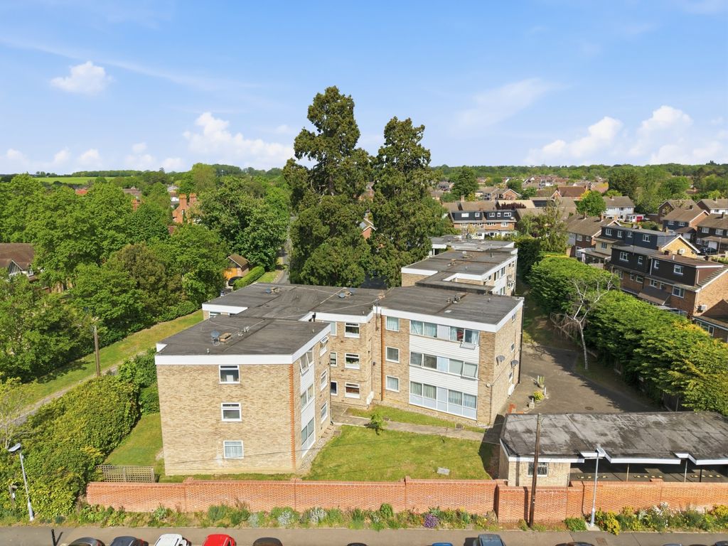1 bed flat for saleStation Lane, Ingatestone CM4