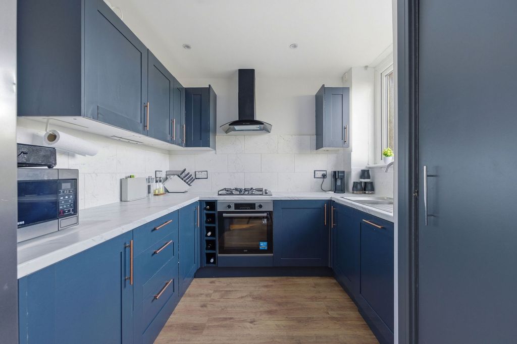 Additional image 8 of 3 bed end terrace house for saleKing Street, Inverkeithing KY11