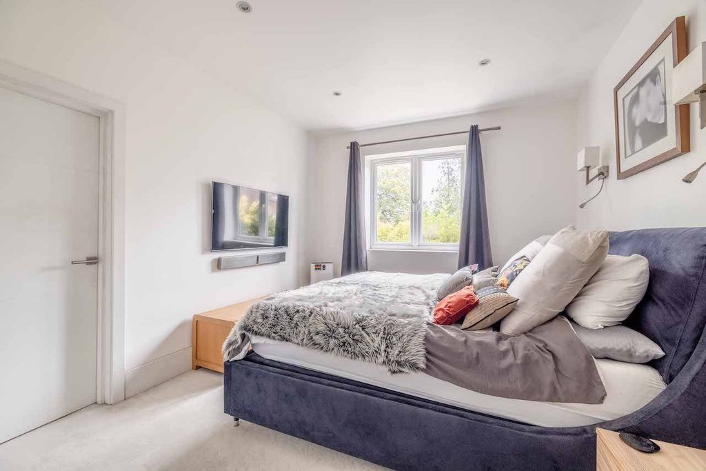 Additional image 9 of 4 bed detached house for saleCopse Wood, Iver Heath SL0