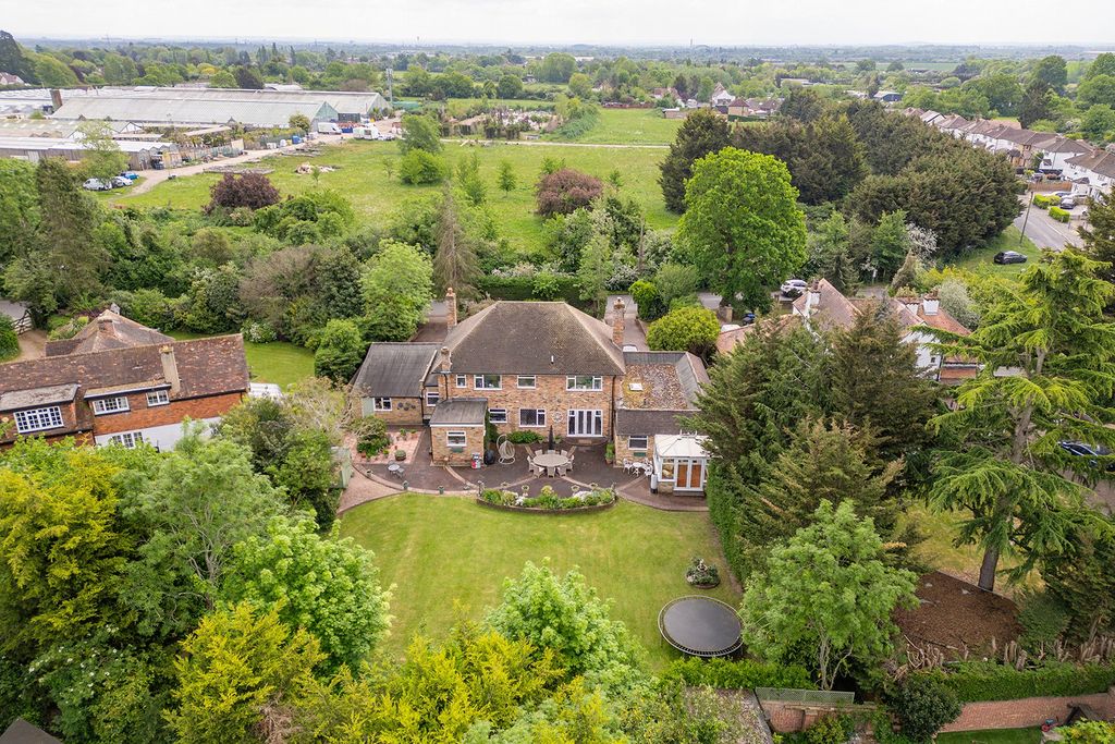 Additional image 30 of 5 bed detached house for saleNorwood Lane, Iver SL0