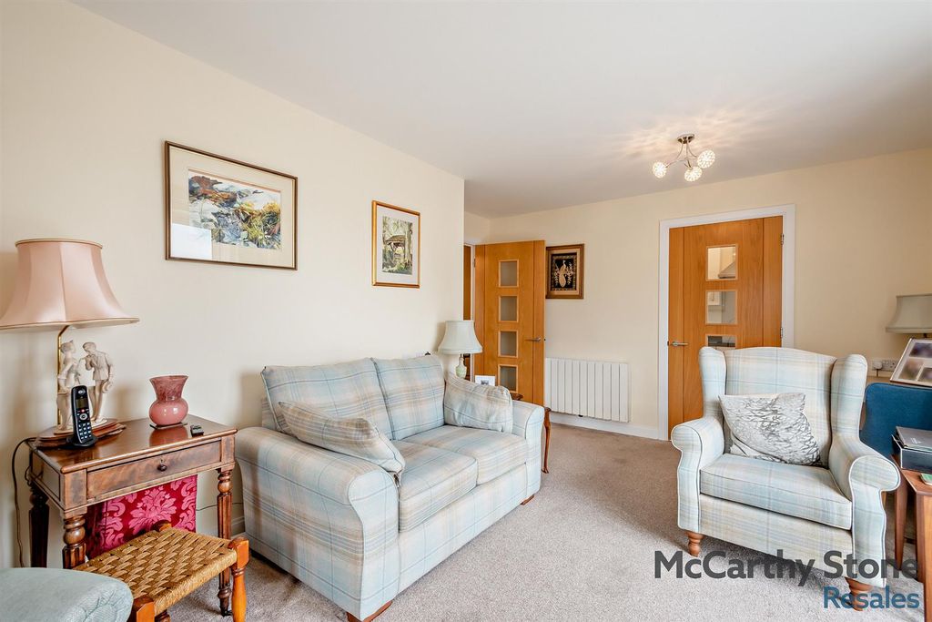 Additional image 4 of 2 bed flat for saleChesterton Court, Railway Road, Ilkley LS29